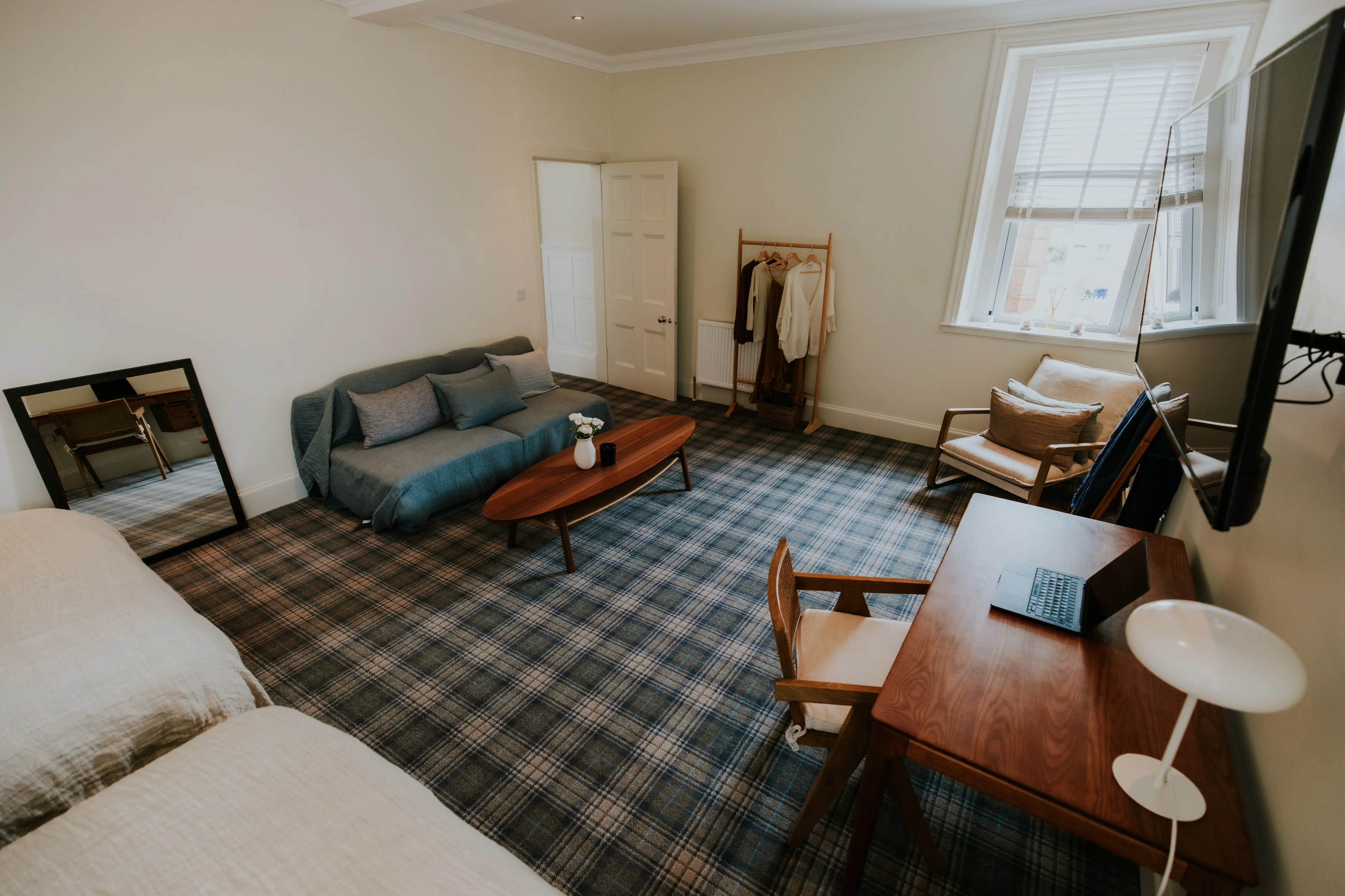 Tom Morris bedroom 4